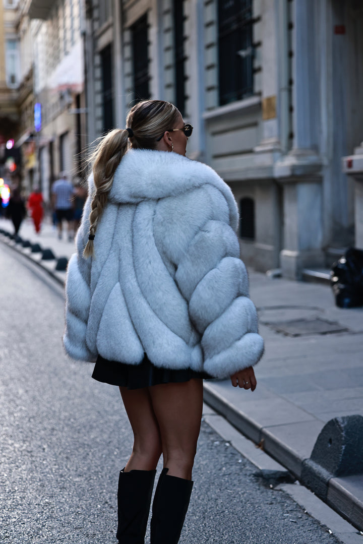 Domias fur coat snow white