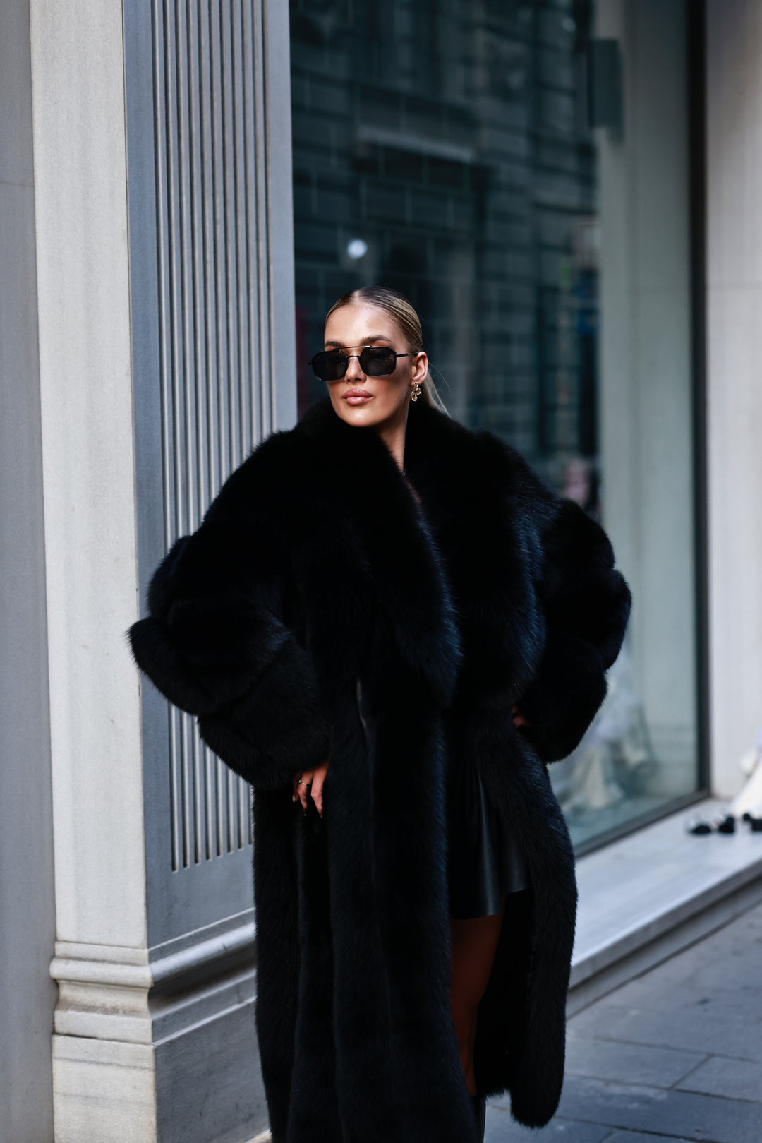 Fur coat lusion black
