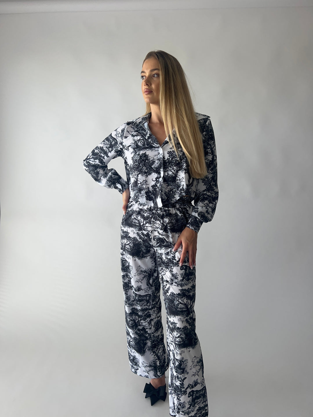 Niss set black