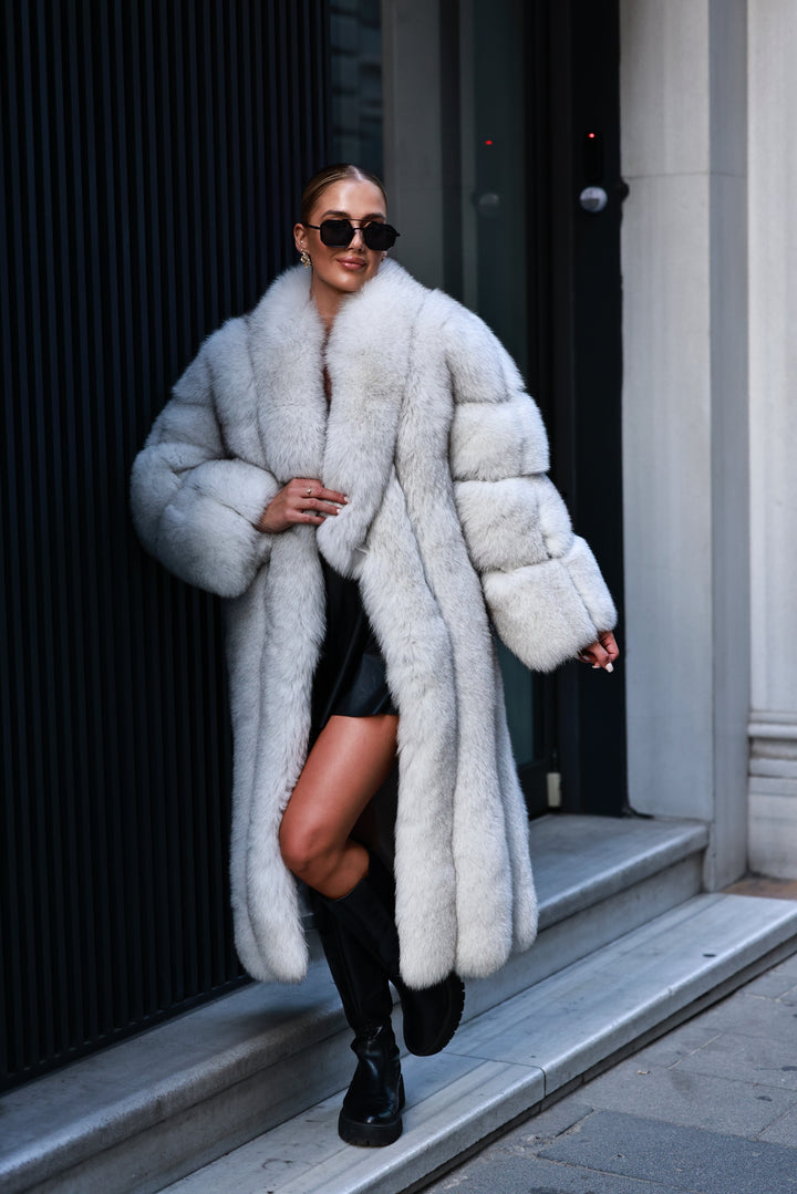 Fur coat lusion white