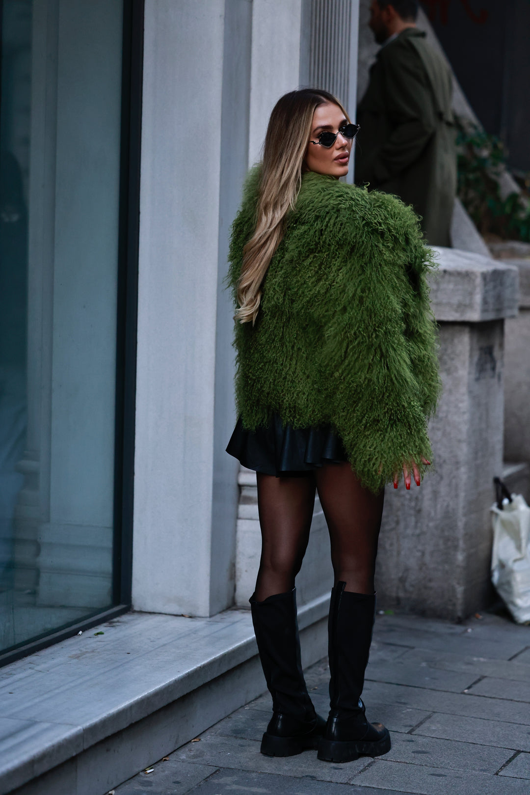 Mongolian fur coat olive 