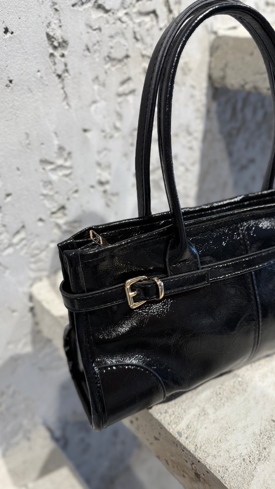 Holler handbag black