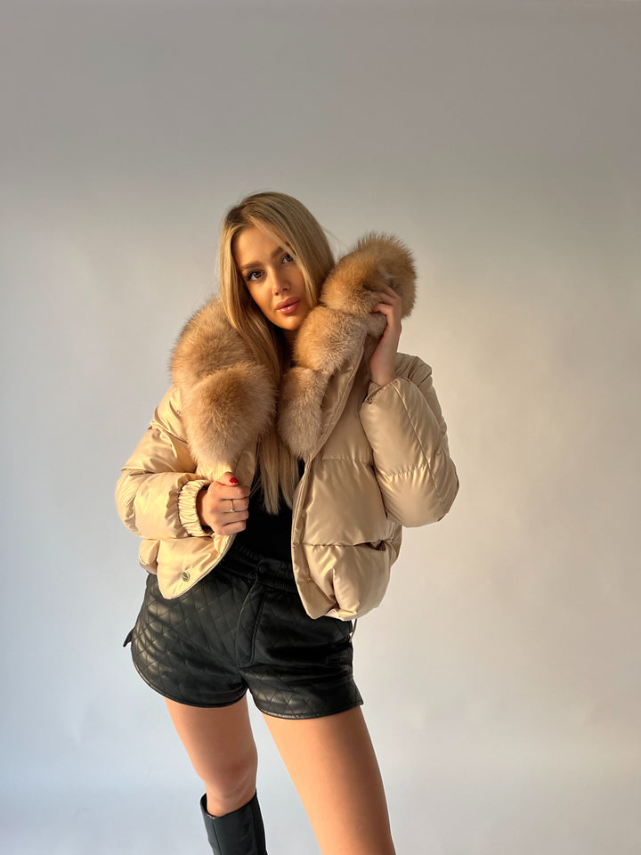 Pearlescent jacket shine beige